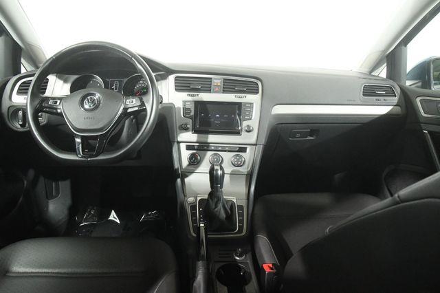 2015 Volkswagen Golf SportWagen TDI photo