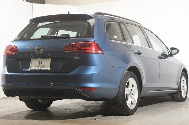 2015 Volkswagen Golf SportWagen TDI photo