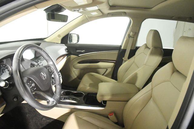 2018 Acura MDX w/Technology Pkg photo