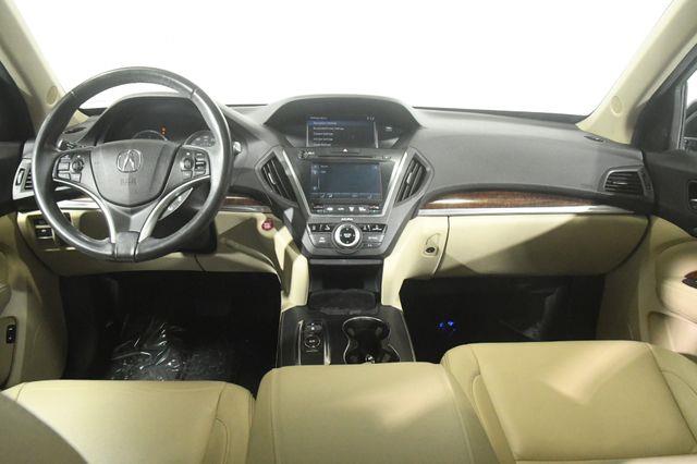 2018 Acura MDX w/Technology Pkg photo