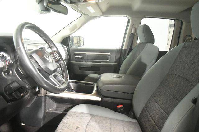 2017 RAM 1500 Big Horn w/Hemi/ Nav/ Heated S photo
