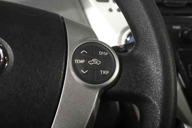 2014 Toyota Prius v Two photo