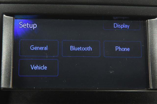 2014 Toyota Prius v Two photo