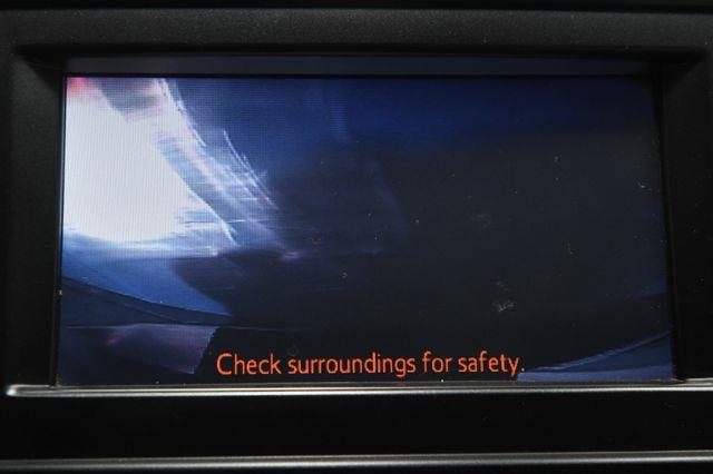 2014 Toyota Prius v Two photo