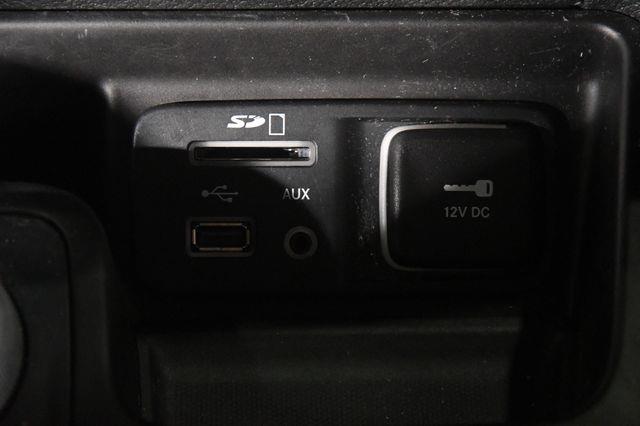 2016 Jeep Cherokee Latitude w/ Blind Spot/ Heated photo