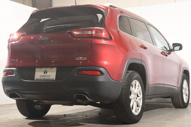 2016 Jeep Cherokee Latitude w/ Blind Spot/ Heated photo