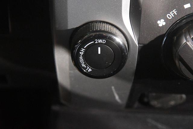 2016 Toyota Tundra SR5 photo