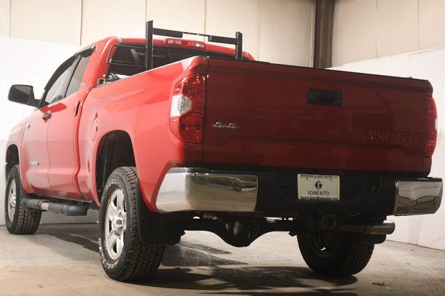 2016 Toyota Tundra SR5 photo