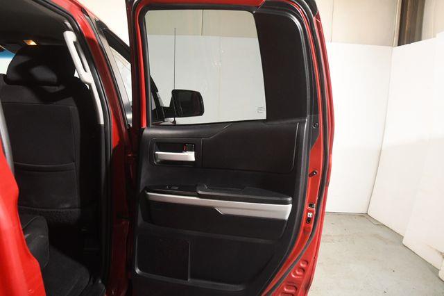2016 Toyota Tundra SR5 photo