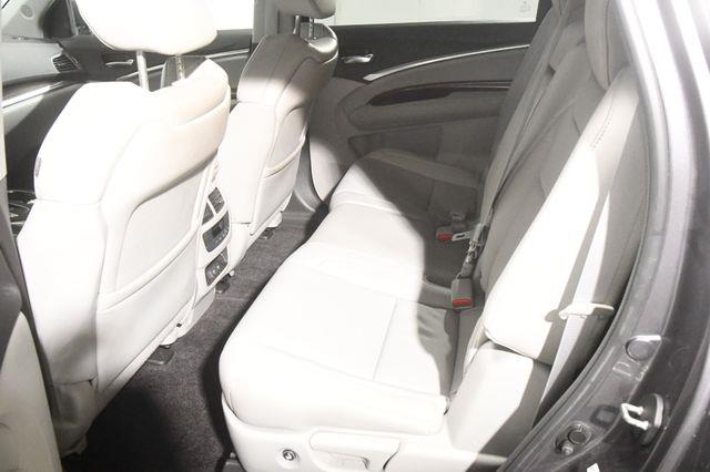 2017 Acura MDX w/Technology Pkg photo
