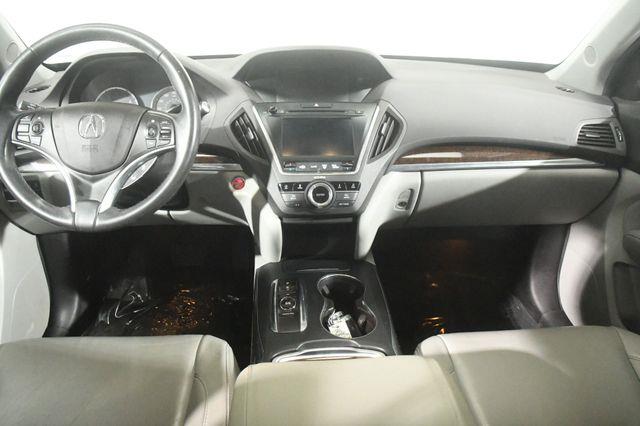 2017 Acura MDX w/Technology Pkg photo