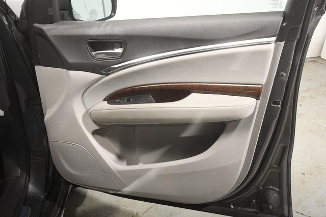 2017 Acura MDX w/Technology Pkg photo