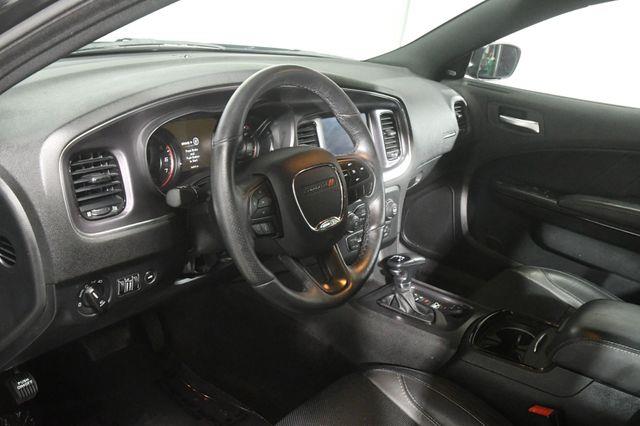 2017 Dodge Charger SXT Plus AWD photo