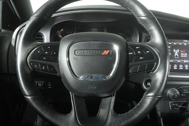 2017 Dodge Charger SXT Plus AWD photo