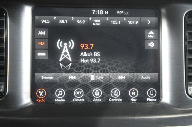 2017 Dodge Charger SXT Plus AWD photo