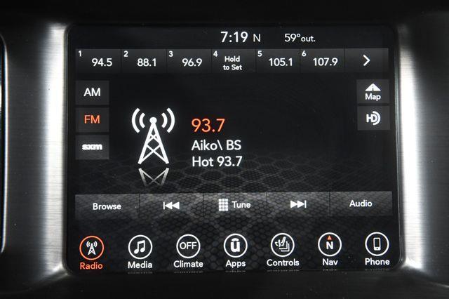 2017 Dodge Charger SXT Plus AWD photo