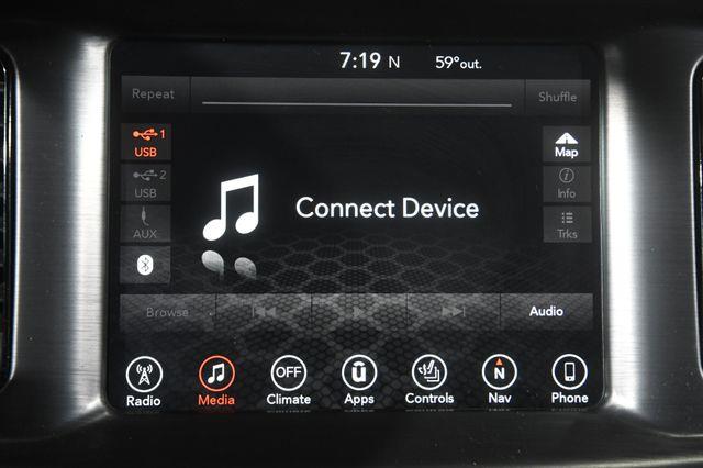 2017 Dodge Charger SXT Plus AWD photo