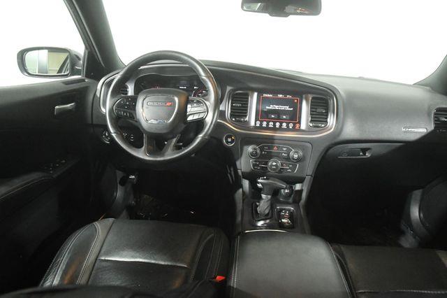 2017 Dodge Charger SXT Plus AWD photo