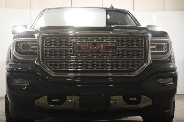 2017 GMC Sierra 1500 Denali 6.2L w/ Ultimate Packag photo
