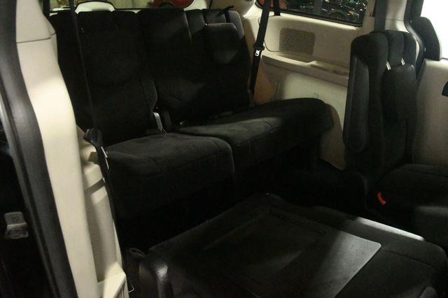 2013 Dodge Grand Caravan SE photo