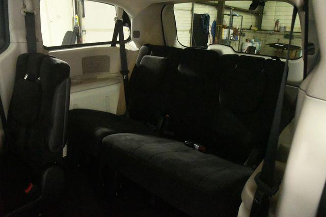 2013 Dodge Grand Caravan SE photo