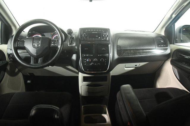 2013 Dodge Grand Caravan SE photo