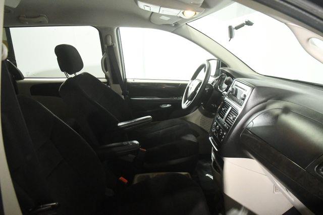 2013 Dodge Grand Caravan SE photo
