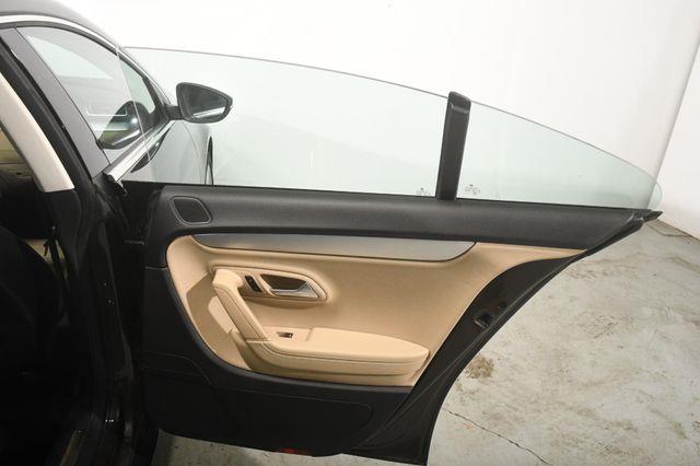 2016 Volkswagen CC Sport w/ Nav photo
