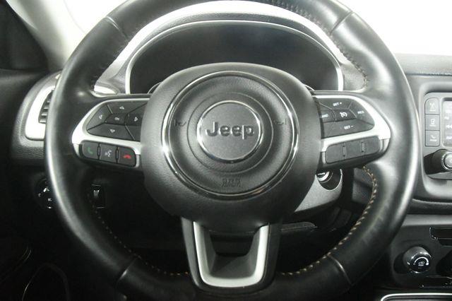 2018 Jeep Compass Latitude photo