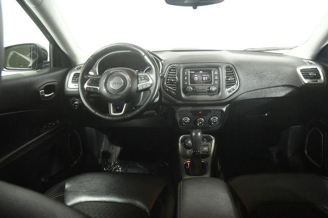 2018 Jeep Compass Latitude photo
