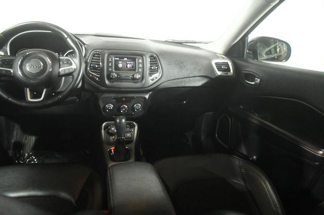 2018 Jeep Compass Latitude photo