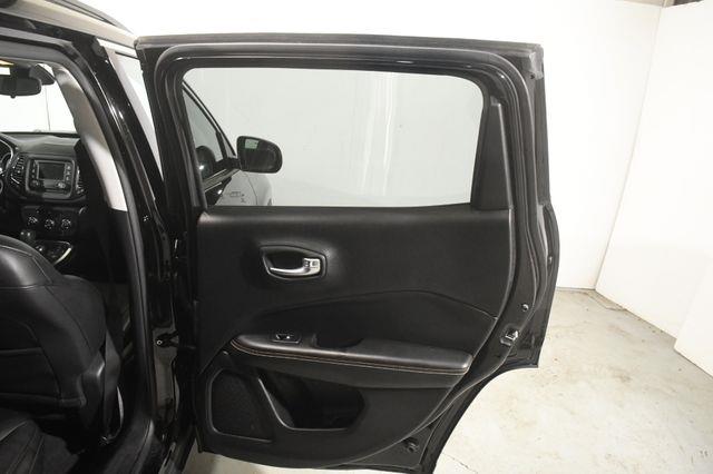 2018 Jeep Compass Latitude photo