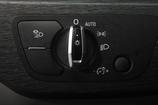 2018 Audi A4 Premium Plus w/ Virtual Cockpi photo