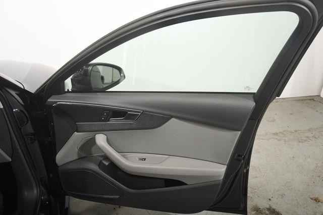 2018 Audi A4 Premium Plus w/ Virtual Cockpi photo