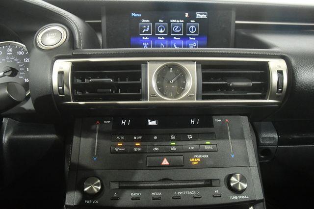 2015 Lexus IS ech photo