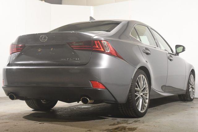 2015 Lexus IS ech photo