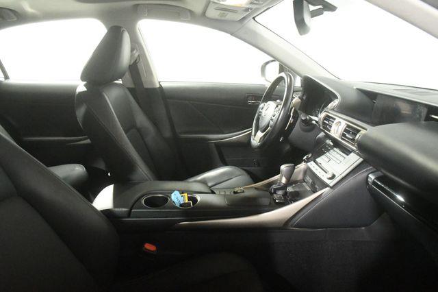2015 Lexus IS ech photo