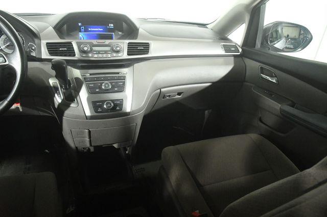 2017 Honda Odyssey LX photo
