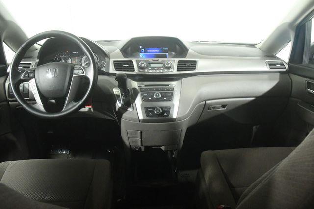 2017 Honda Odyssey LX photo
