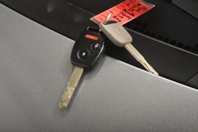 2017 Honda Odyssey LX photo