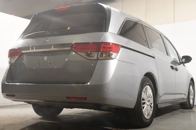 2017 Honda Odyssey LX photo