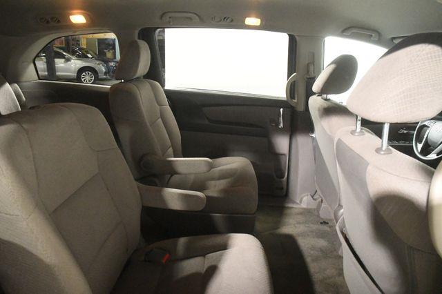 2017 Honda Odyssey LX photo