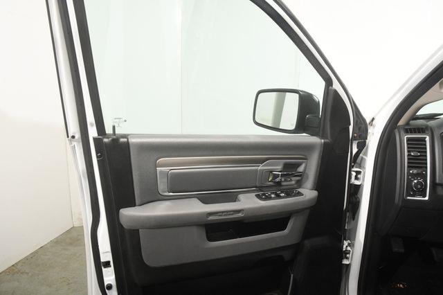 2017 RAM 1500 SLT photo