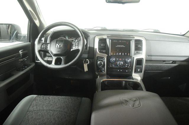2017 RAM 1500 SLT photo
