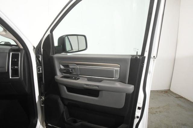 2017 RAM 1500 SLT photo
