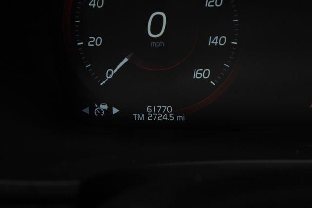 2018 Volvo S90 Momentum photo