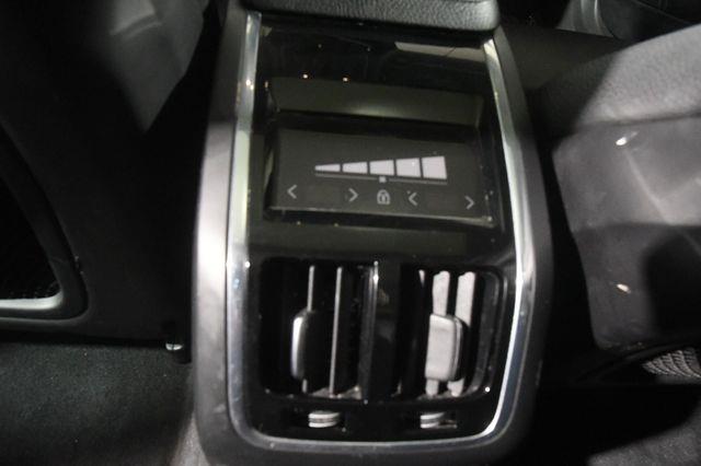 2018 Volvo S90 Momentum w/ Safety Tech photo