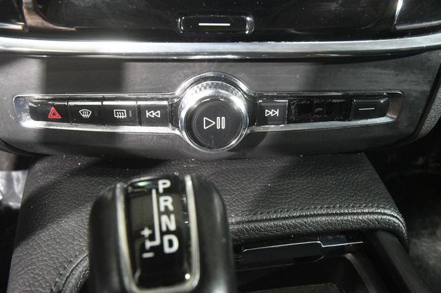 2018 Volvo S90 Momentum w/ Safety Tech photo