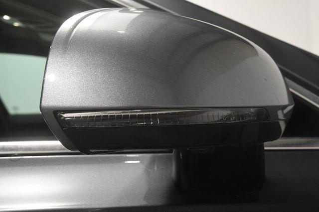 2018 Volvo S90 Momentum w/ Safety Tech photo