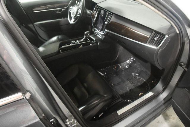 2018 Volvo S90 Momentum w/ Safety Tech photo